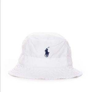 White Ralph Lauren bucket hat